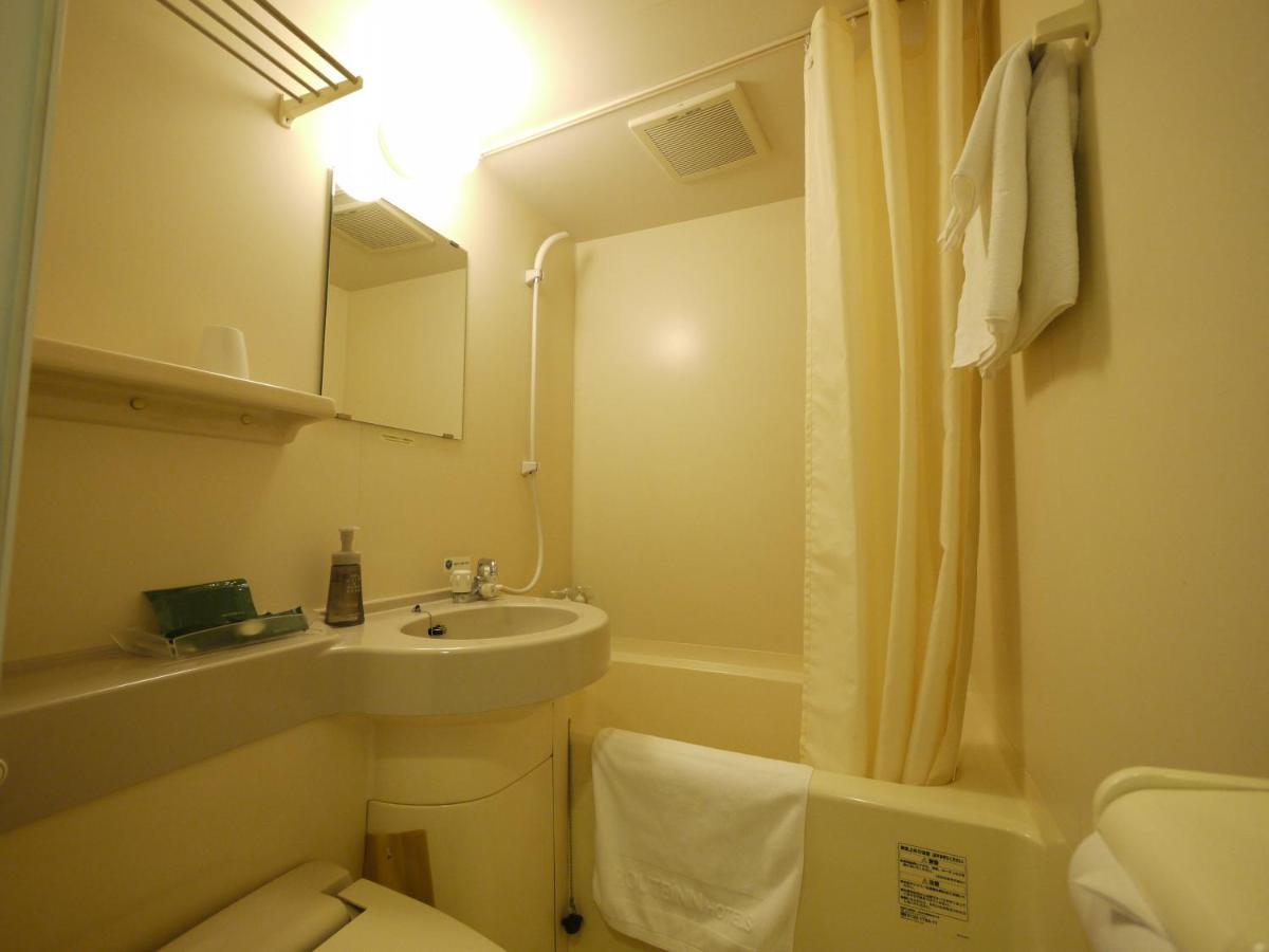 Route-inn Ekimae Hotel